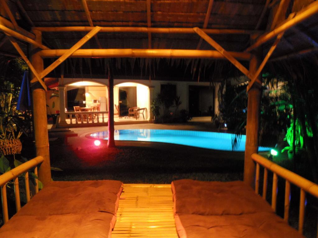 Coconut Paradise Holiday Villas Phuket Værelse billede